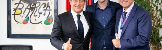 九游会平台-深足官宣小克鲁伊夫卸任前往巴萨任职 卡洛斯接任